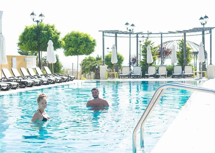 Marina White Sands 3*